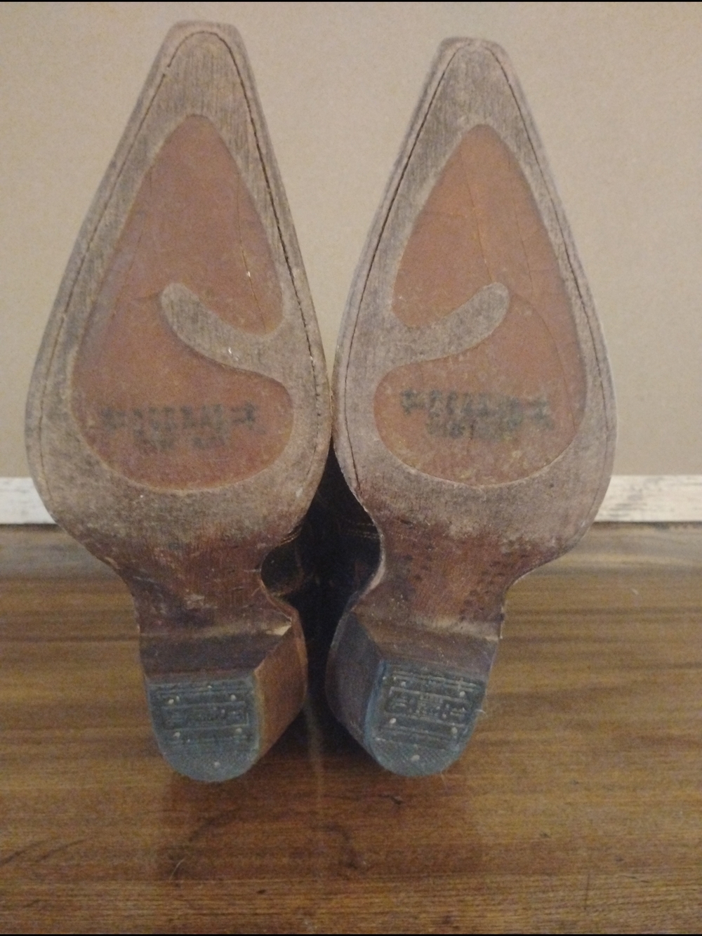 Corral Western Embossed Brown Leather Heeled Boots with Cutout Detail - Picture 5 of 7